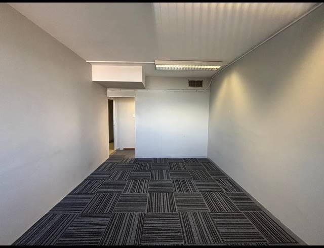 190M² OFFICE TO LET IN WESTVILLE